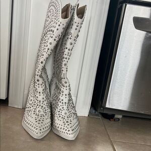 Corkys Silver-Studded White Heeled Boots